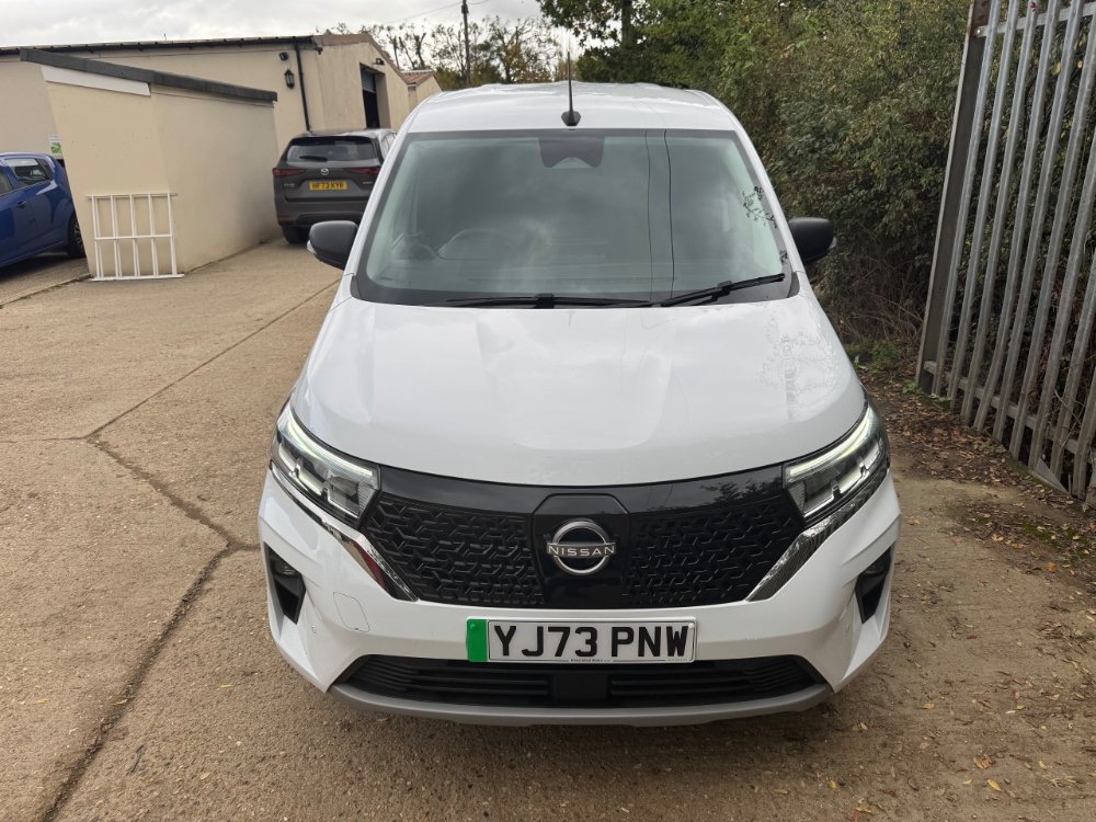 White 2023 Nissan Townstar 45kWh Tekna Panel Van 6dr Electric Auto L1 122 ps in Reigate