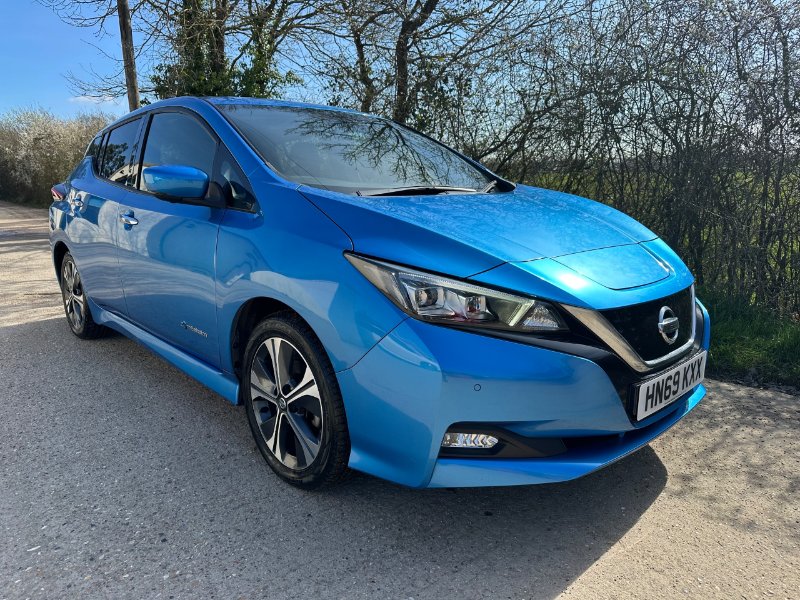 2019 LEAF 40KWH TEKNA HATCHBACK 5DR ELECTRIC AUTO 150 PS 7,890 44 THIS 2019... photo