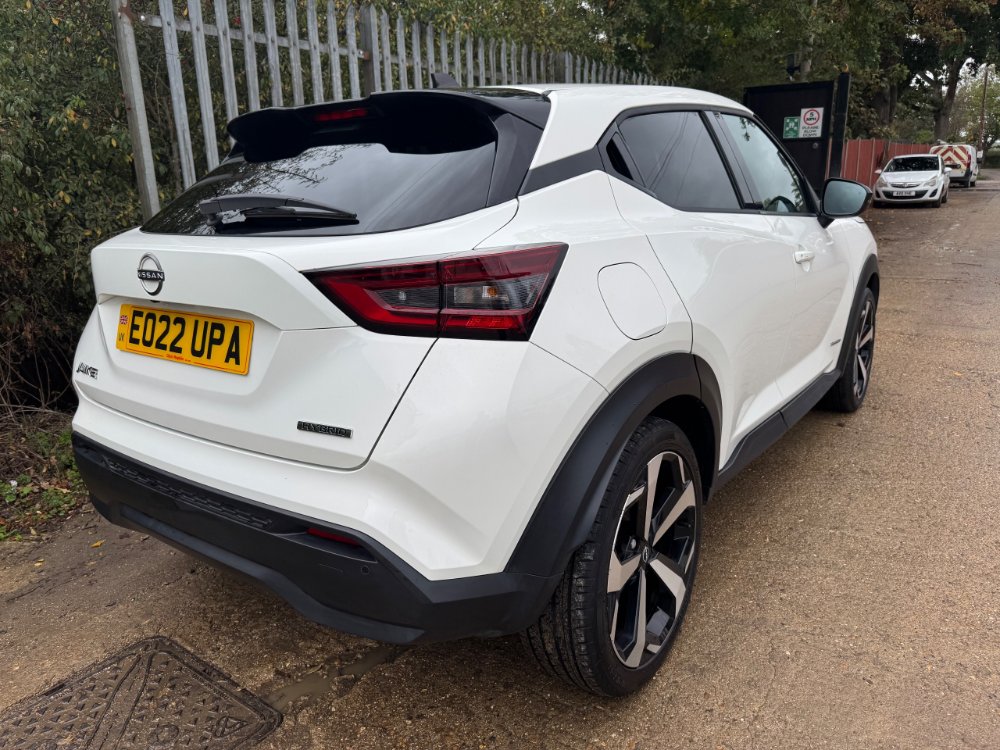 Nissan Juke 1.6 Tekna SUV 5dr Petrol Hybrid Auto Euro 6 143 ps for sale in Reigate