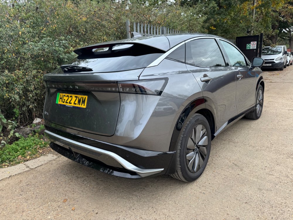 Nissan ARIYA 63kWh Advance SUV 5dr Electric Auto 7.4kW Charger 217 ps for sale in Reigate