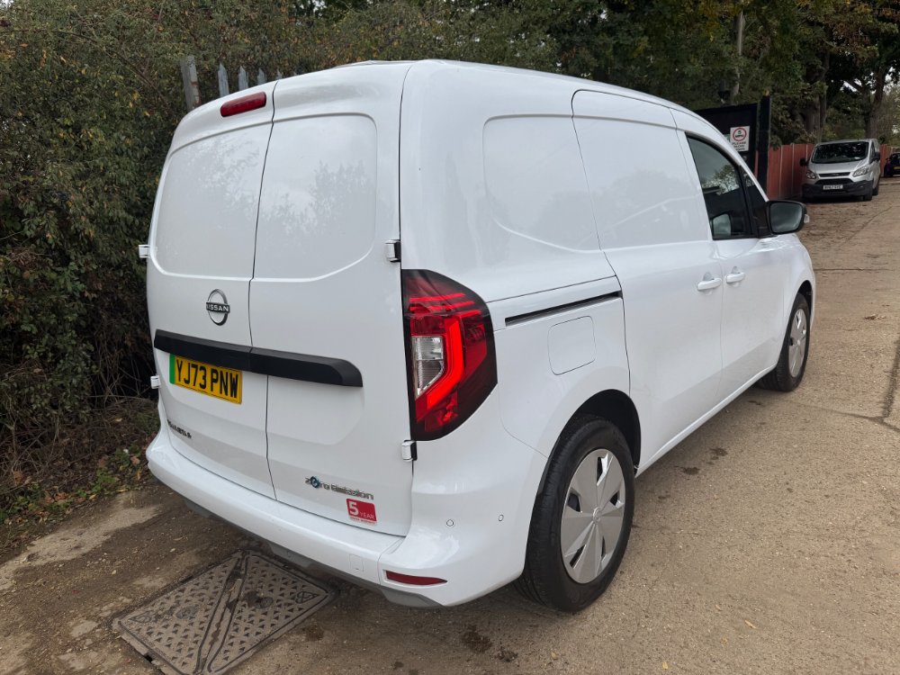 Nissan Townstar 45kWh Tekna Panel Van 6dr Electric Auto L1 122 ps for sale in Reigate