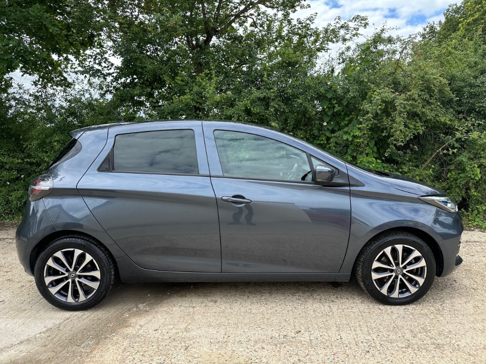 Grey Renault Zoe R135 EV50 52kWh GT Line Hatchback 5dr Electric Auto Rapid Charge 134 bhp
