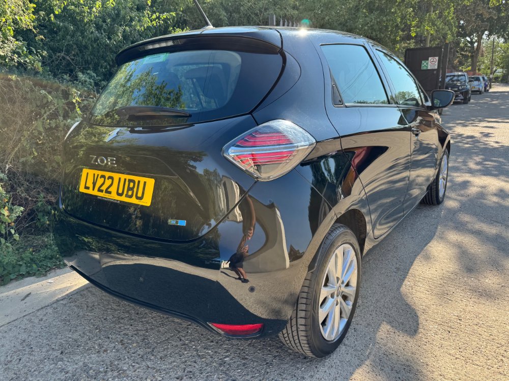 Renault Zoe R110 EV50 52kWh Iconic Hatchback 5dr Electric Auto Rapid Charge 107 bhp for sale in Reigate