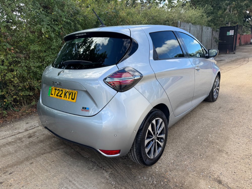 Renault Zoe R135 EV50 52kWh GT Line Hatchback 5dr Electric Auto Rapid Charge 134 bhp for sale in Reigate