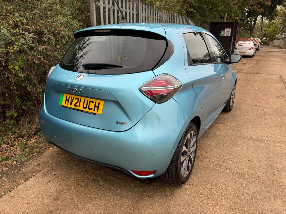 Renault Zoe R135 52kWh GT Line Hatchback 5dr Electric Auto i Rapid Charge 134 bhp for sale in Reigate