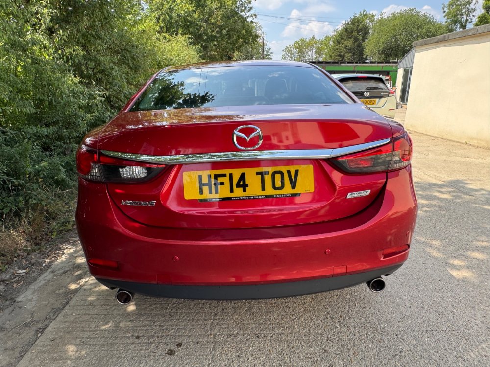 Red 2014 Mazda 6 2.0 SKYACTIV-G SE-L Nav Saloon 4dr Petrol Auto Euro 5 s/s 145 ps in Reigate