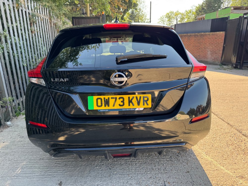 Black 2023 Nissan LEAF 39kWh Tekna Hatchback 5dr Electric Auto 150 ps in Reigate