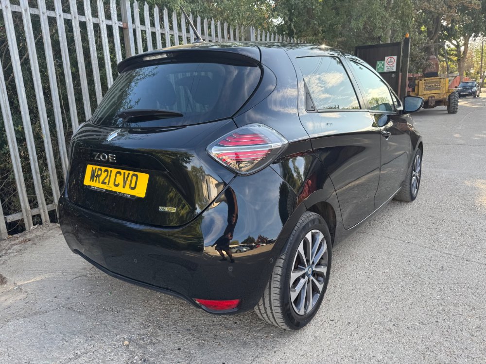 Renault Zoe R135 52kWh GT Line Hatchback 5dr Electric Auto i 134 bhp for sale in Reigate