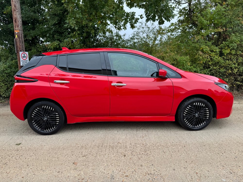 Red Nissan LEAF 59kWh e Tekna Hatchback 5dr Electric Auto 217 ps