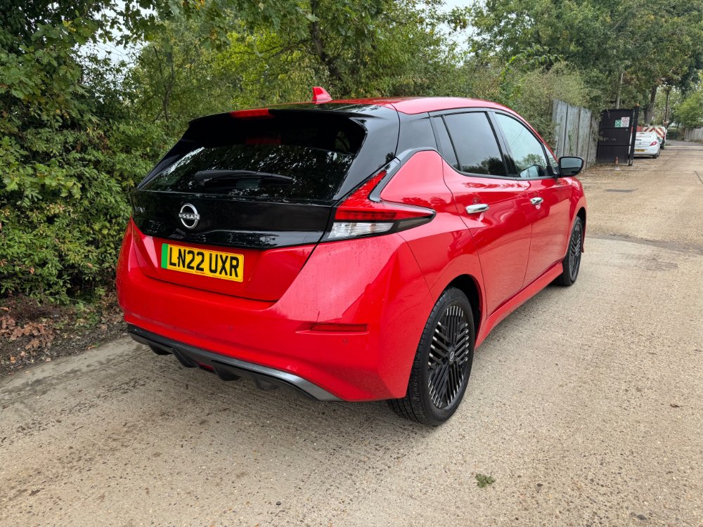 Nissan LEAF 59kWh e Tekna Hatchback 5dr Electric Auto 217 ps for sale in Reigate