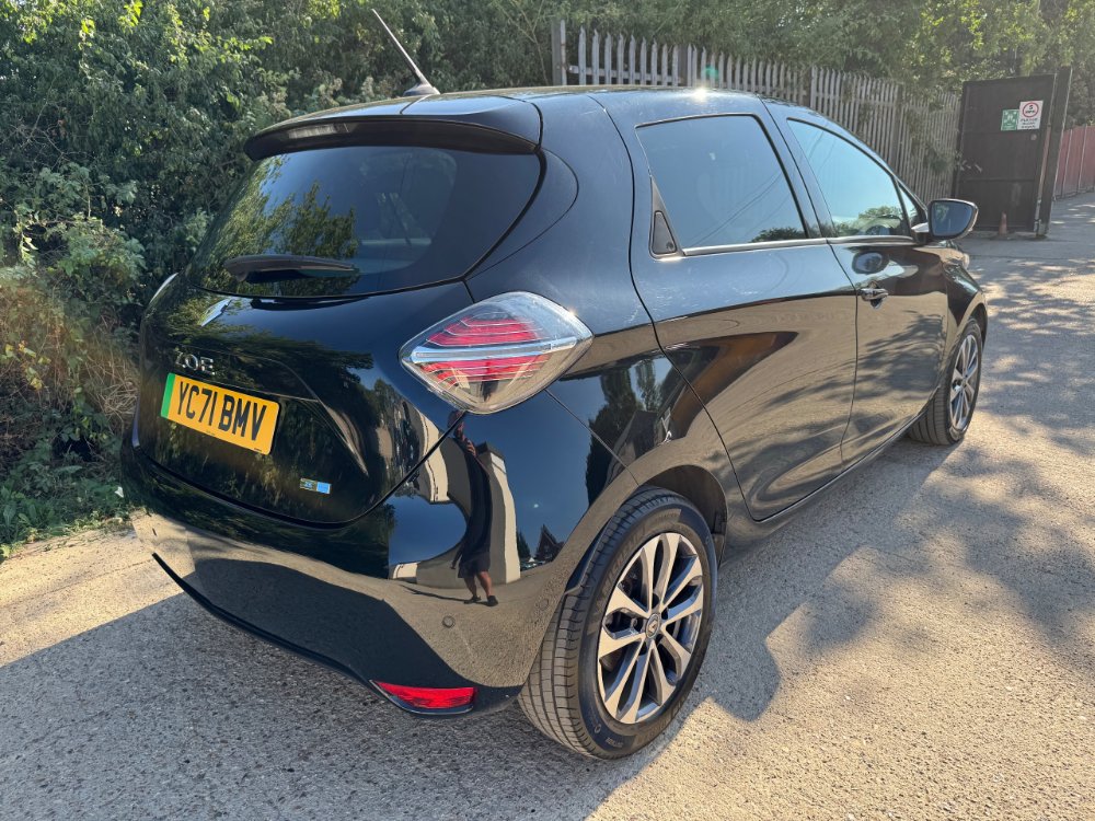 Renault Zoe R135 EV50 52kWh GT Line Hatchback 5dr Electric Auto Rapid Charge 134 bhp for sale in Reigate