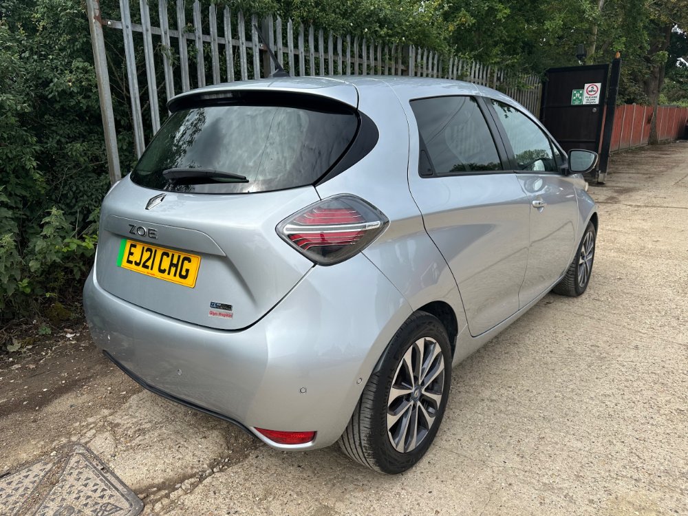 Renault Zoe R135 52kWh GT Line Hatchback 5dr Electric Auto i Rapid Charge 134 bhp for sale in KD Trade Sales Ltd
