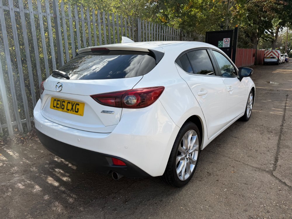 2016 Mazda 3 Hatchback 2.0 SKYACTIV-G Sport Nav Hatchback 5dr Petrol Manual Euro 6 s/s 121 ps