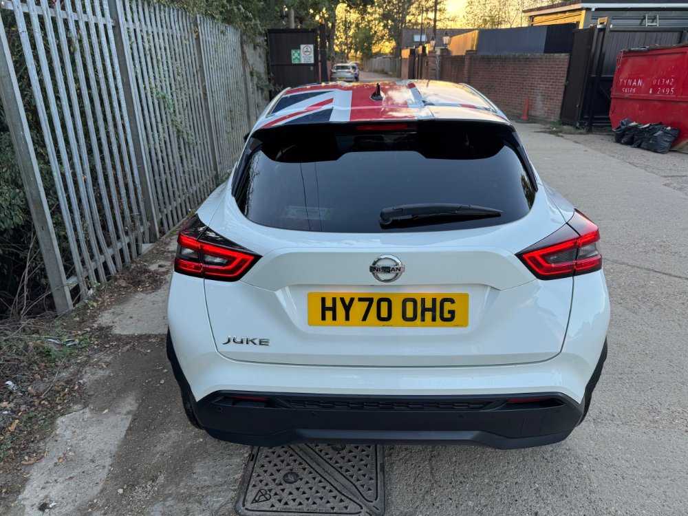 Nissan Juke 1.0 DIG-T N-Connecta SUV 5dr Petrol Manual Euro 6 s/s 114 ps for sale in Reigate