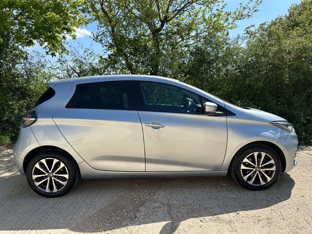 Grey Renault Zoe R135 EV50 52kWh GT Line Hatchback 5dr Electric Auto Rapid Charge 134 bhp