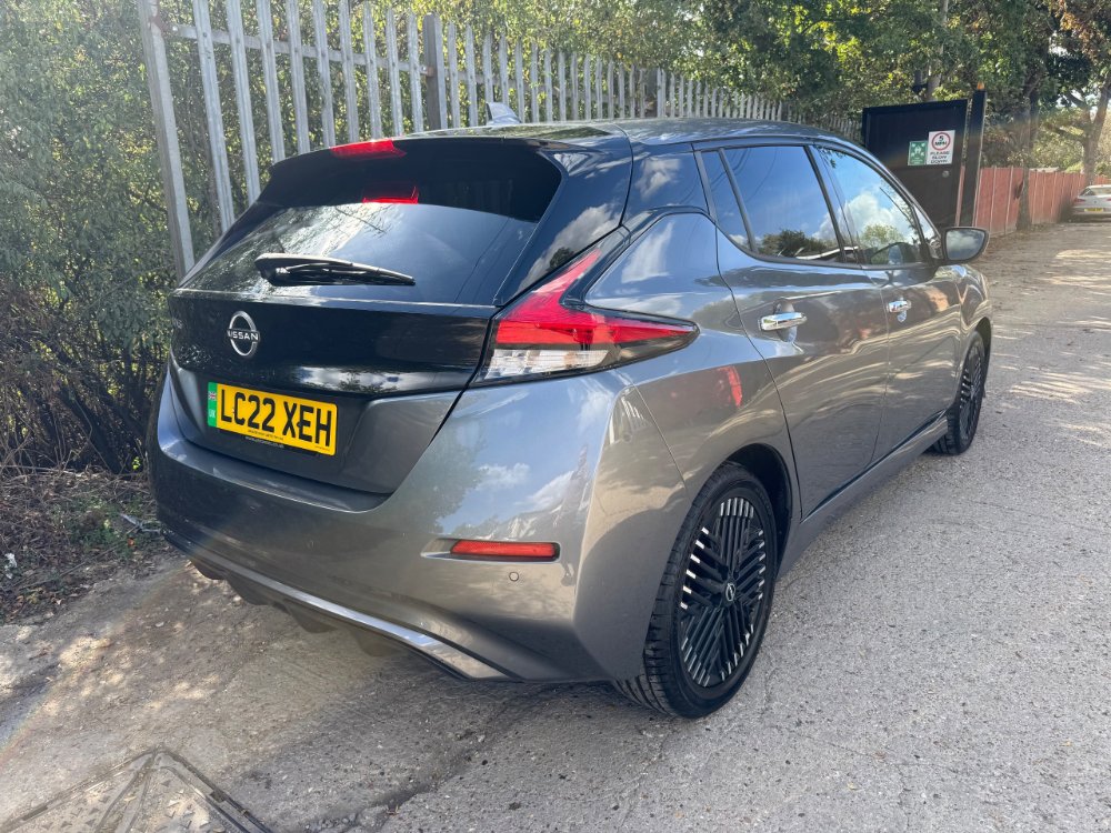 2022 Nissan LEAF Hatchback 39kWh Tekna Hatchback 5dr Electric Auto 150 ps